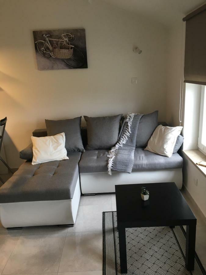 Apartman Govic ウマグ エクステリア 写真