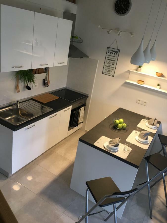 Apartman Govic ウマグ エクステリア 写真
